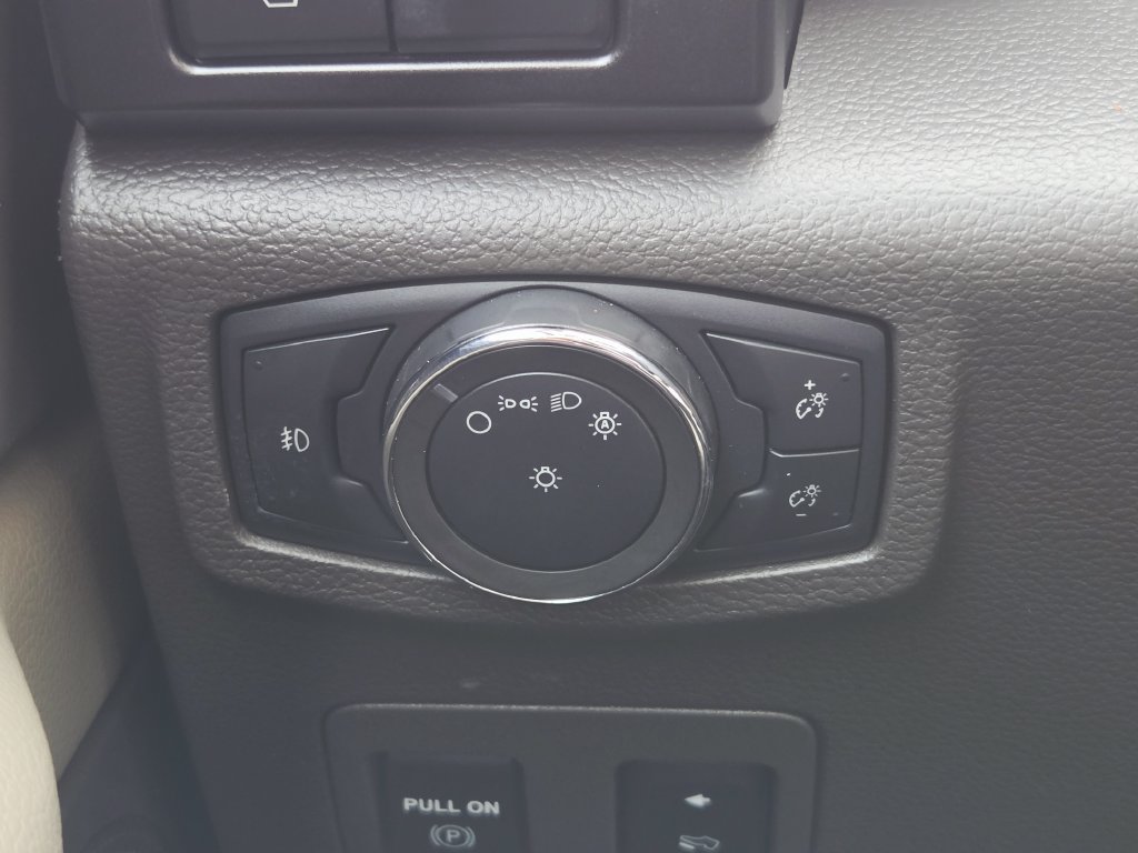Used 2021 Ford Expedition Max Limited RWD image 31