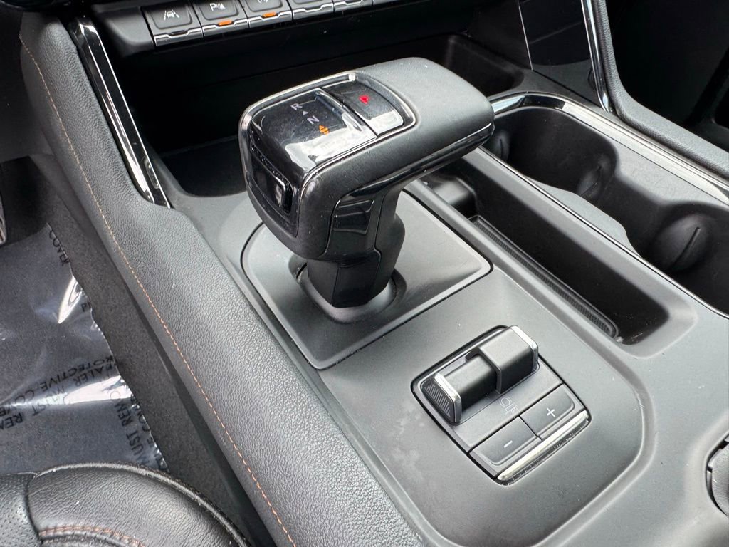 Used 2023 GMC Sierra 1500 AT4 image 25