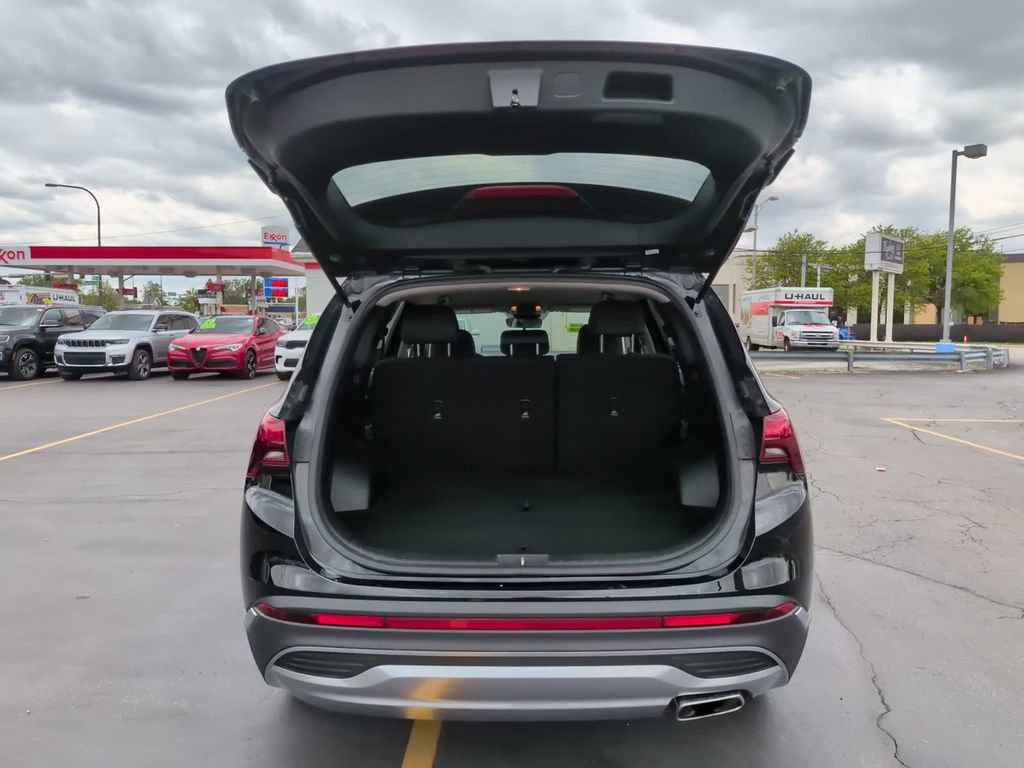 Used 2021 Hyundai Santa Fe SEL w/ Cargo Package FWD image 16