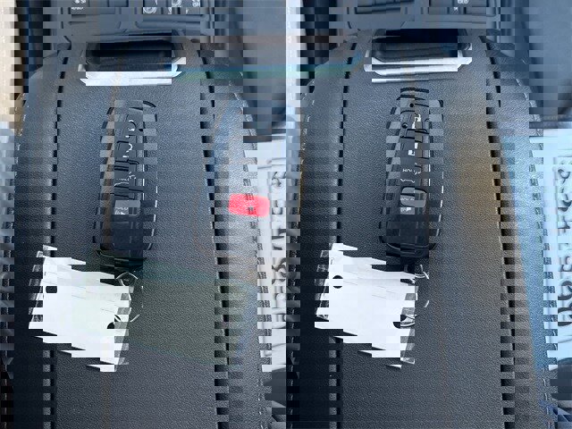 Used 2023 Toyota Highlander XLE image 36