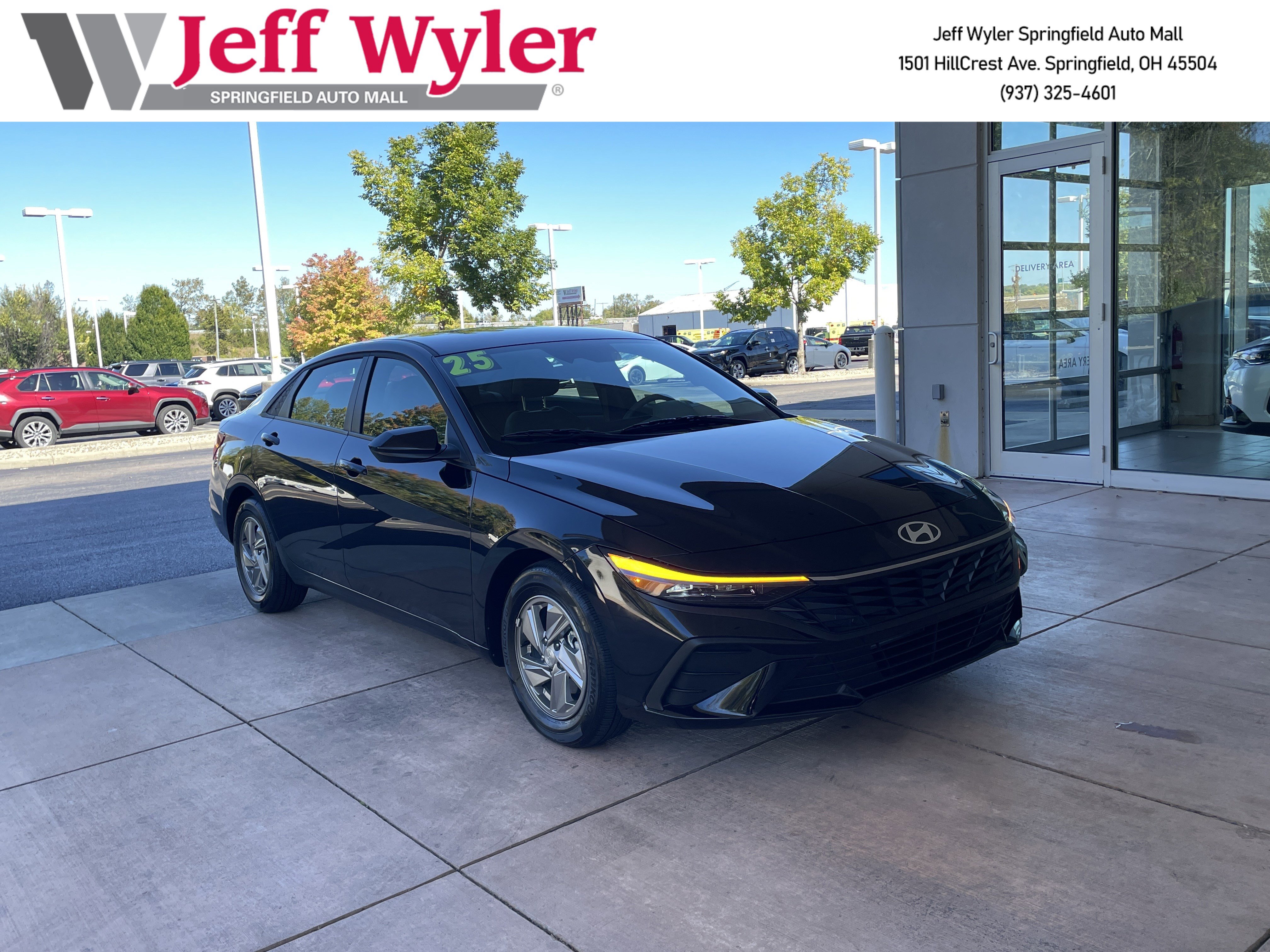 Used 2025 Hyundai Elantra SE