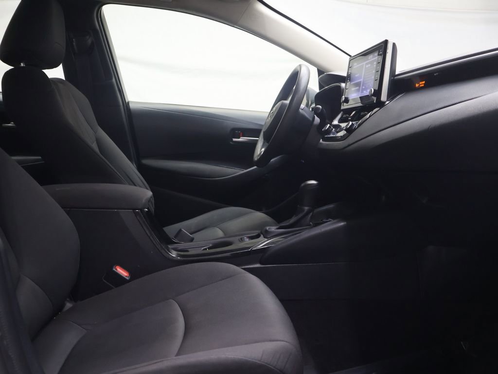 Used 2020 Toyota Corolla LE image 10