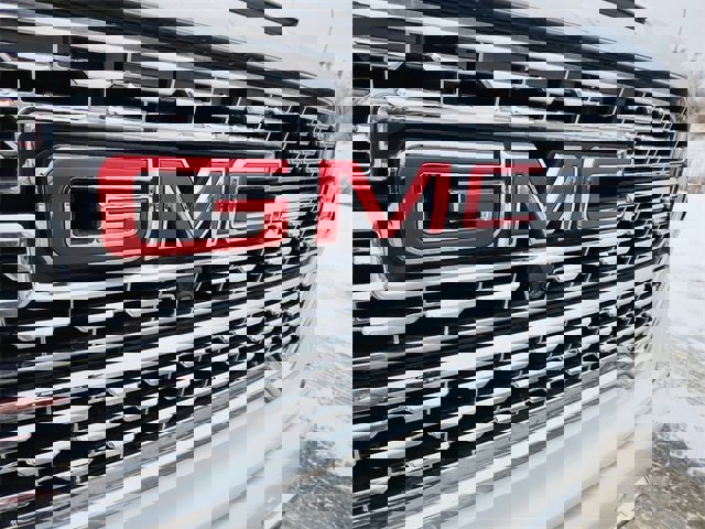 Certified 2020 GMC Sierra 1500 Denali w/ Denali Ultimate Package image 32