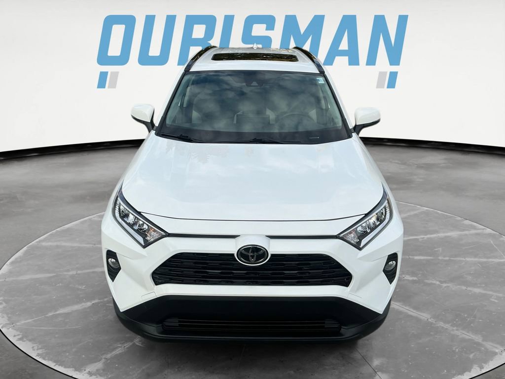Used 2019 Toyota RAV4 XLE image 2