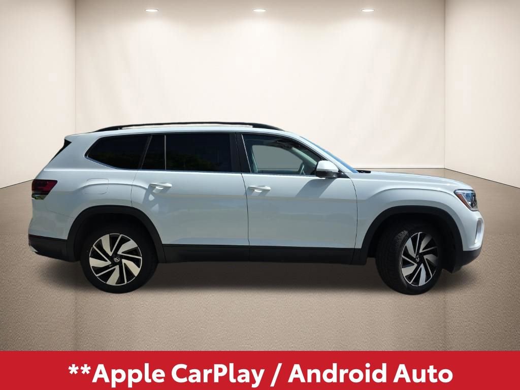 Used 2025 Volkswagen Atlas SE image 3