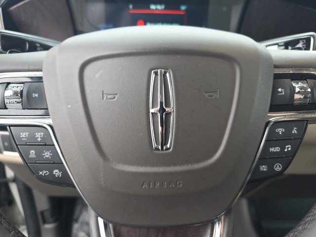 Used 2022 Lincoln Navigator Reserve image 12