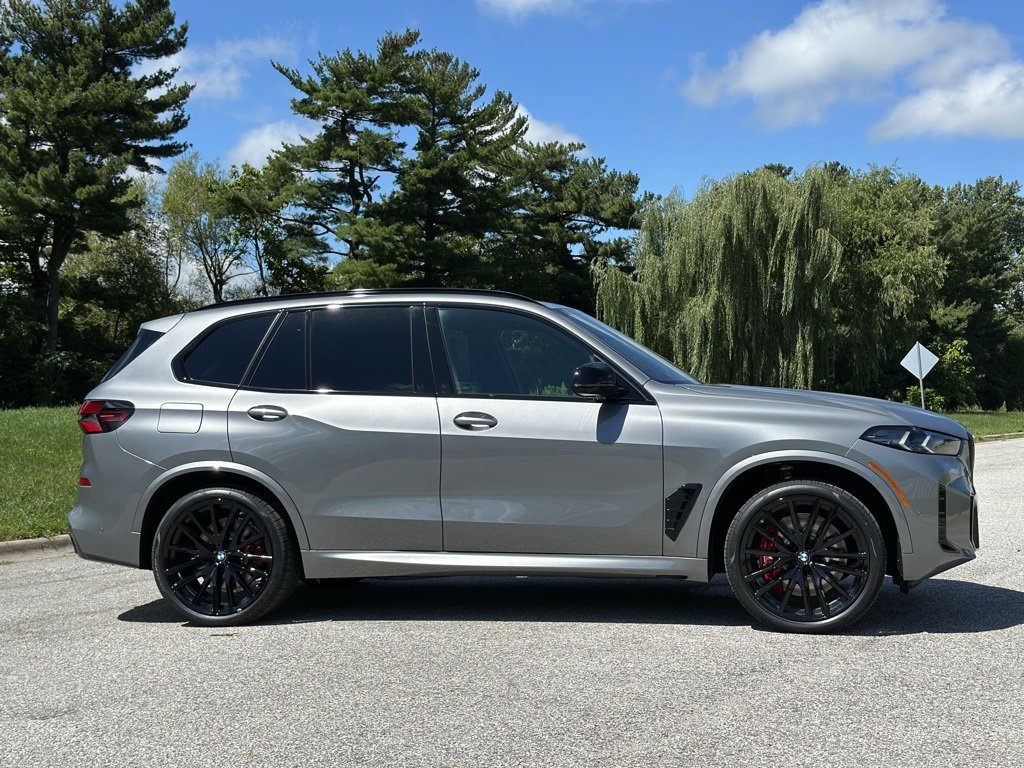 New 2026 BMW X5 M60i image 8