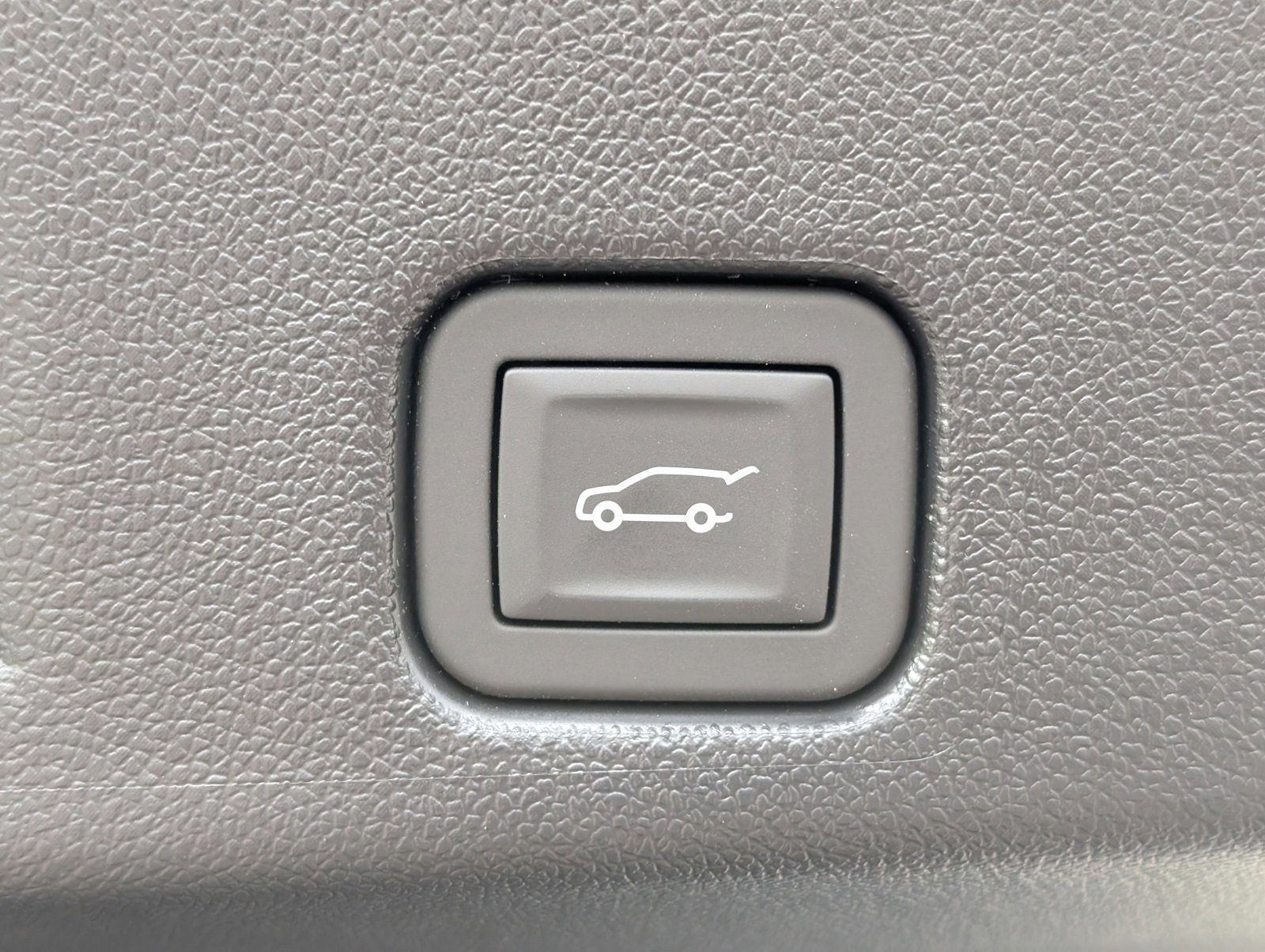 New 2026 Chevrolet Traverse RS image 25