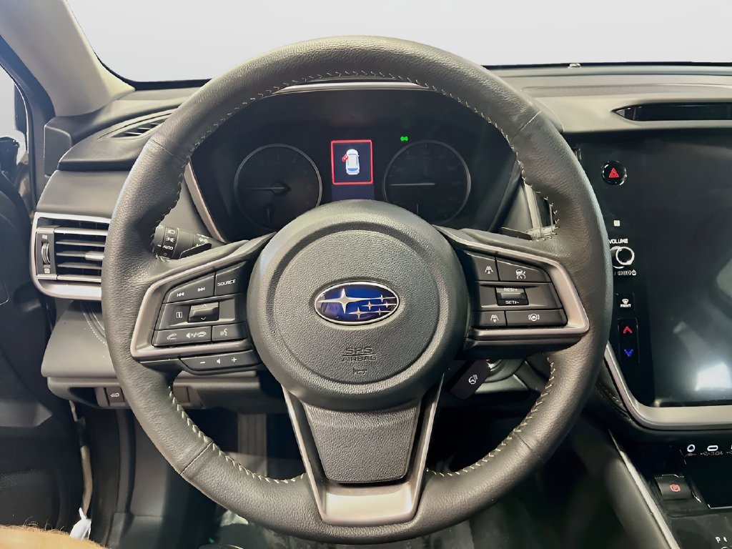 Used 2025 Subaru Outback Limited AWD/4WD image 11