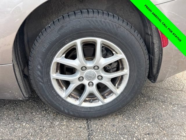 Used 2017 Chrysler Pacifica Touring FWD image 4
