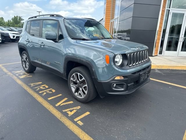 Certified 2017 Jeep Renegade Latitude w/ Advanced Technology Group AWD/4WD image 2