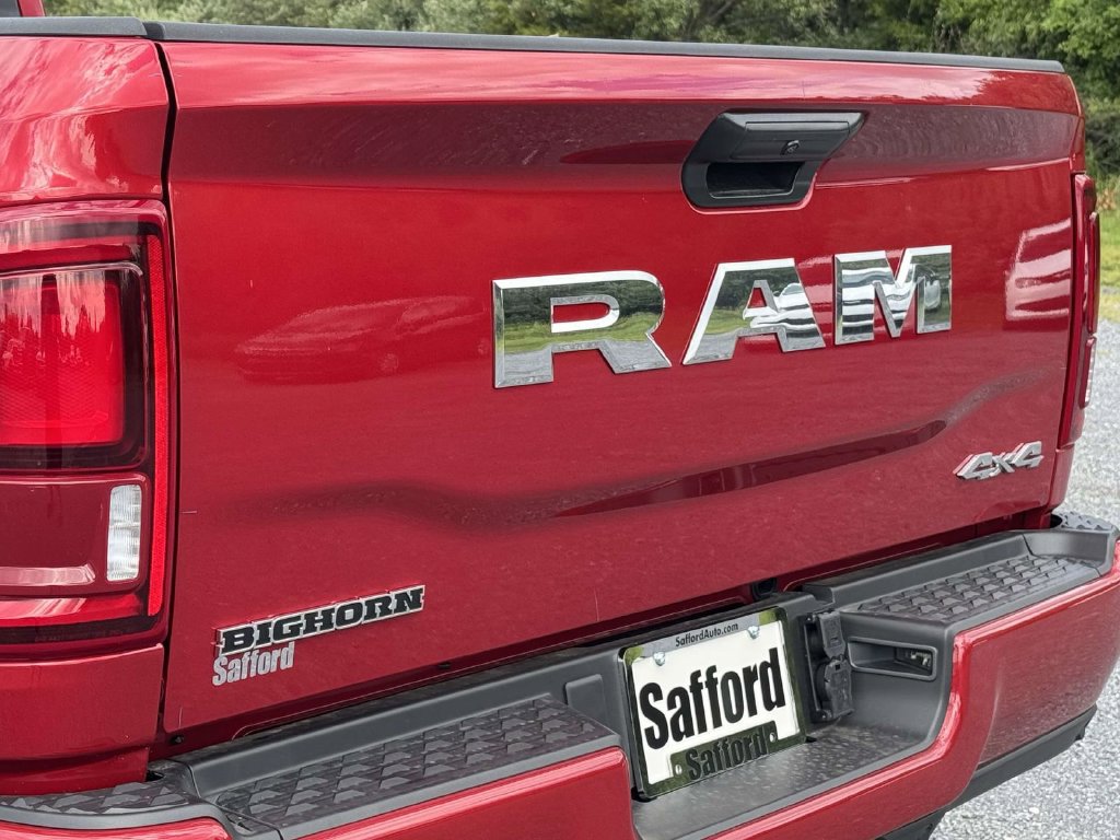 New 2026 RAM 2500 Big Horn AWD/4WD image 10