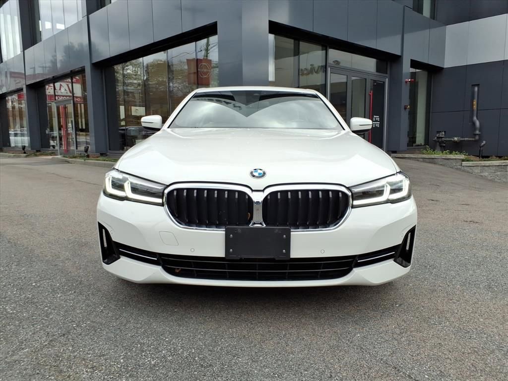 Used 2022 BMW 530i xDrive w/ Convenience Package image 2