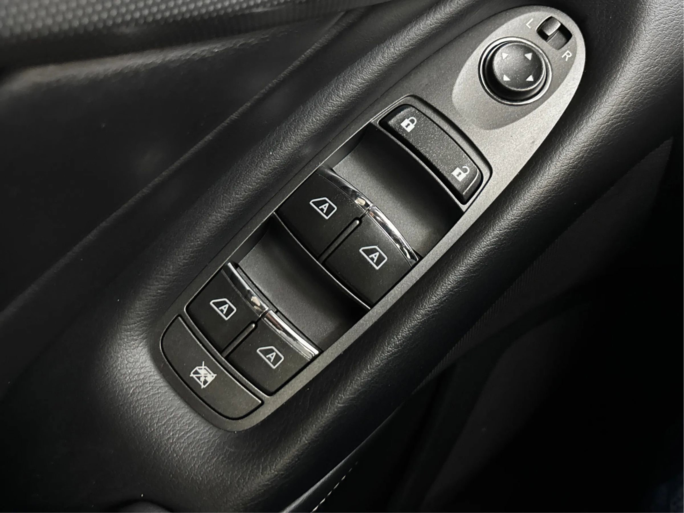 Used 2019 INFINITI Q50 Signature Edition image 43