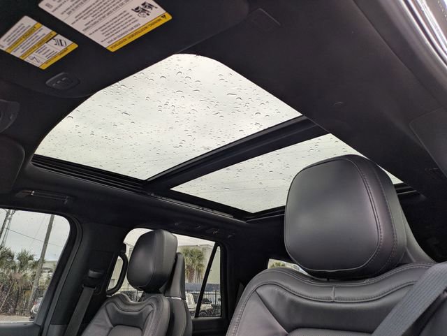 Used 2024 Lincoln Navigator Reserve image 19