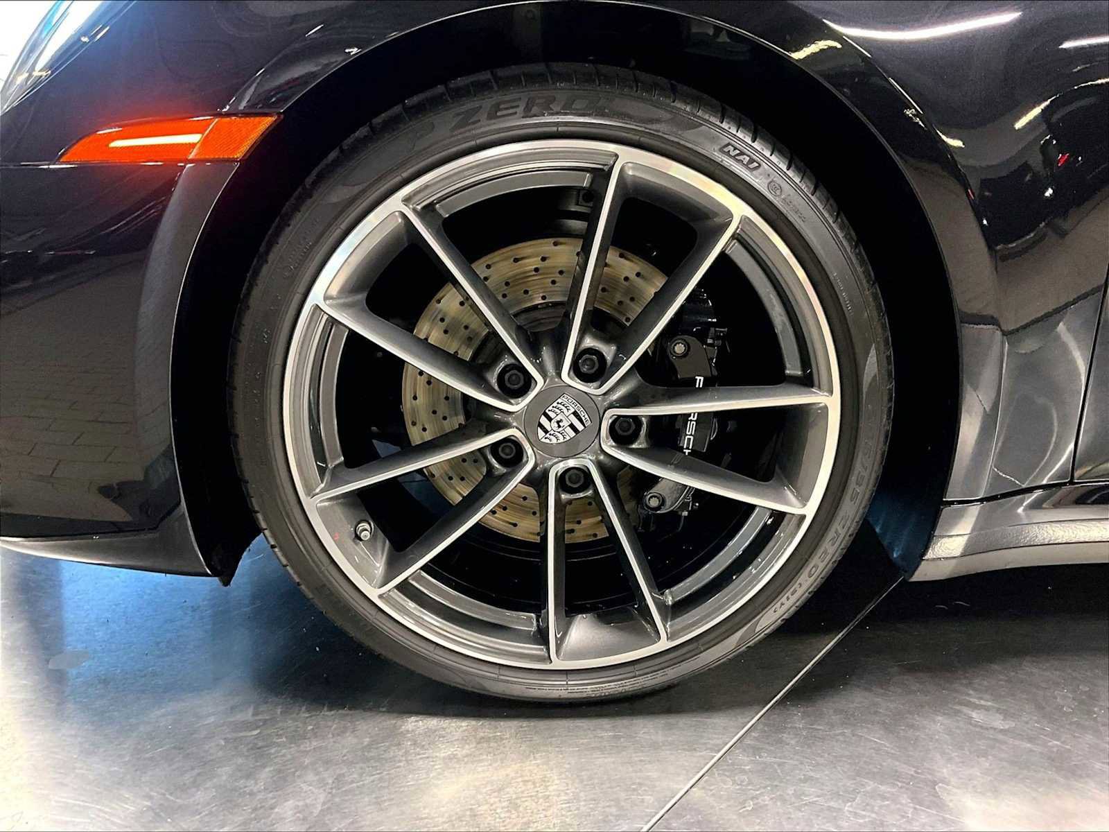 Used 2021 Porsche 911 Targa 4S image 14