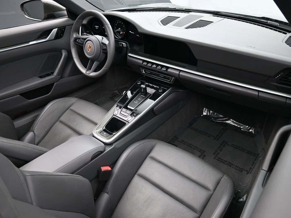 Certified 2021 Porsche 911 Targa 4S w/ Sportdesign Package image 22