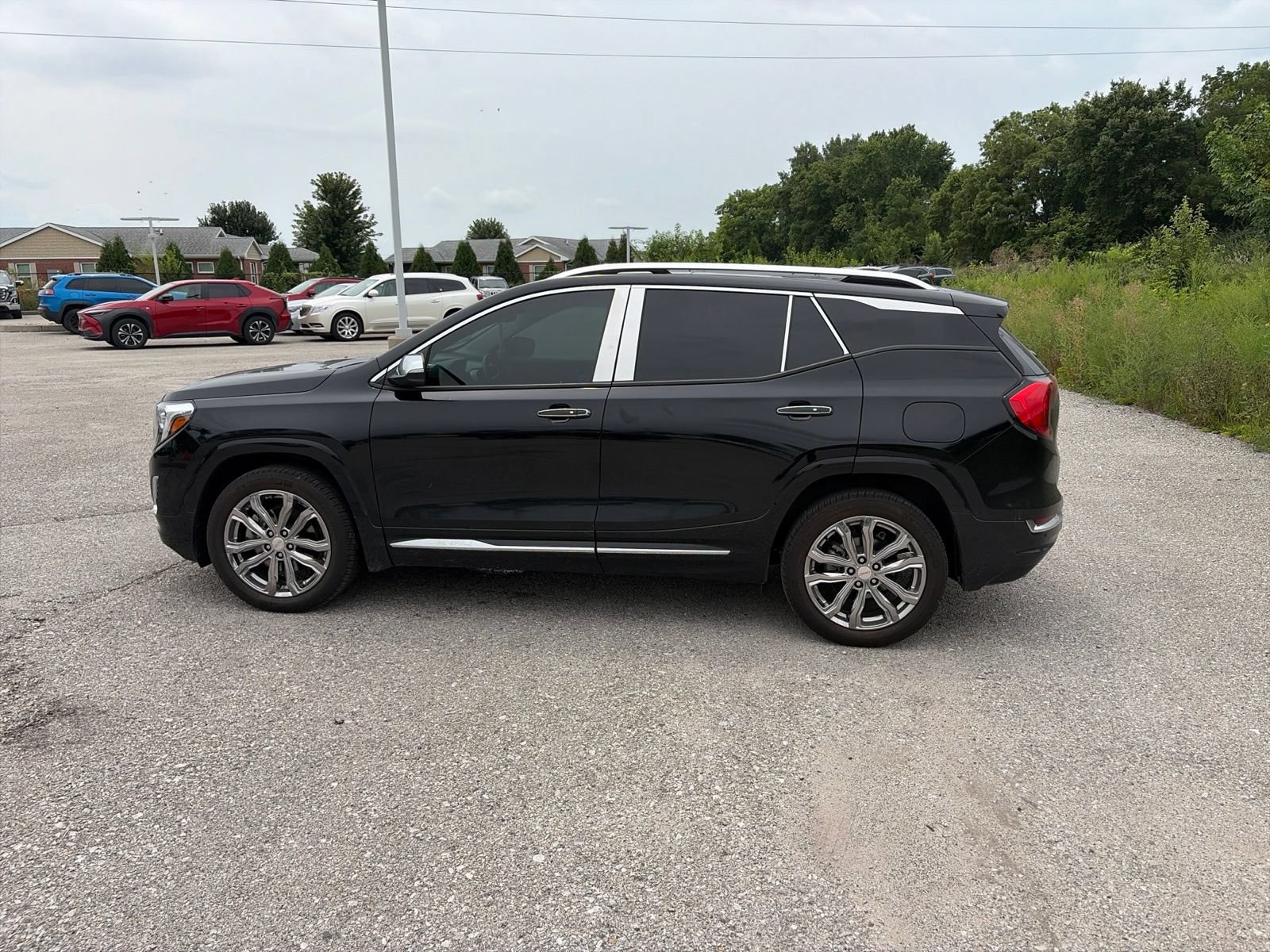 Used 2018 GMC Terrain Denali w/ Advanced Safety Package AWD/4WD image 16