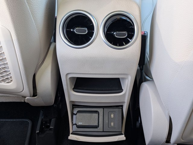 Used 2026 Mercedes-Benz GLB 250 image 17