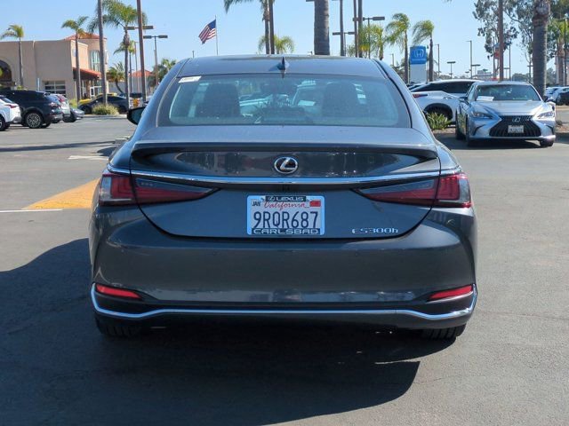 Used 2025 Lexus ES 300h w/ Premium Package image 7