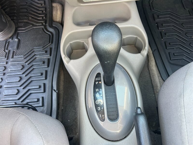 Used 2003 Dodge Neon SXT FWD image 16
