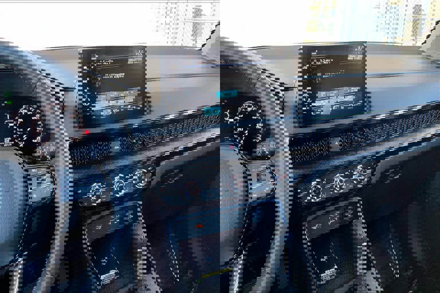 Used 2025 Honda CR-V EX-L image 7