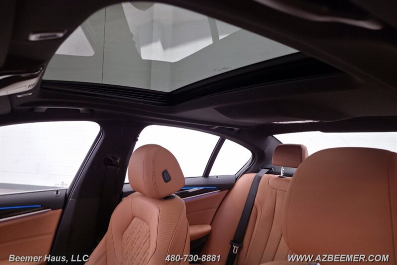 Used 2023 BMW 530e w/ Premium Package RWD image 39