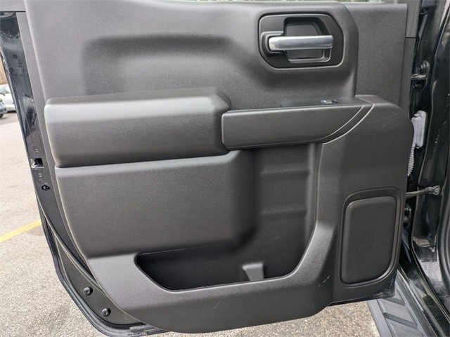 Used 2024 Chevrolet Silverado 1500 Custom Trail Boss w/ LPO, Dark Essentials Package image 21