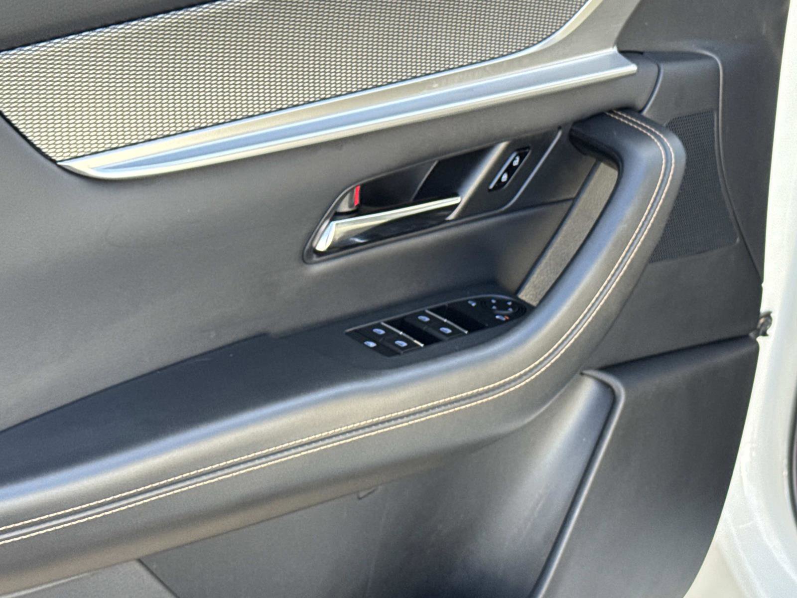 Used 2025 MAZDA CX-90 Plug-In Hybrid w/Premium Sport image 21