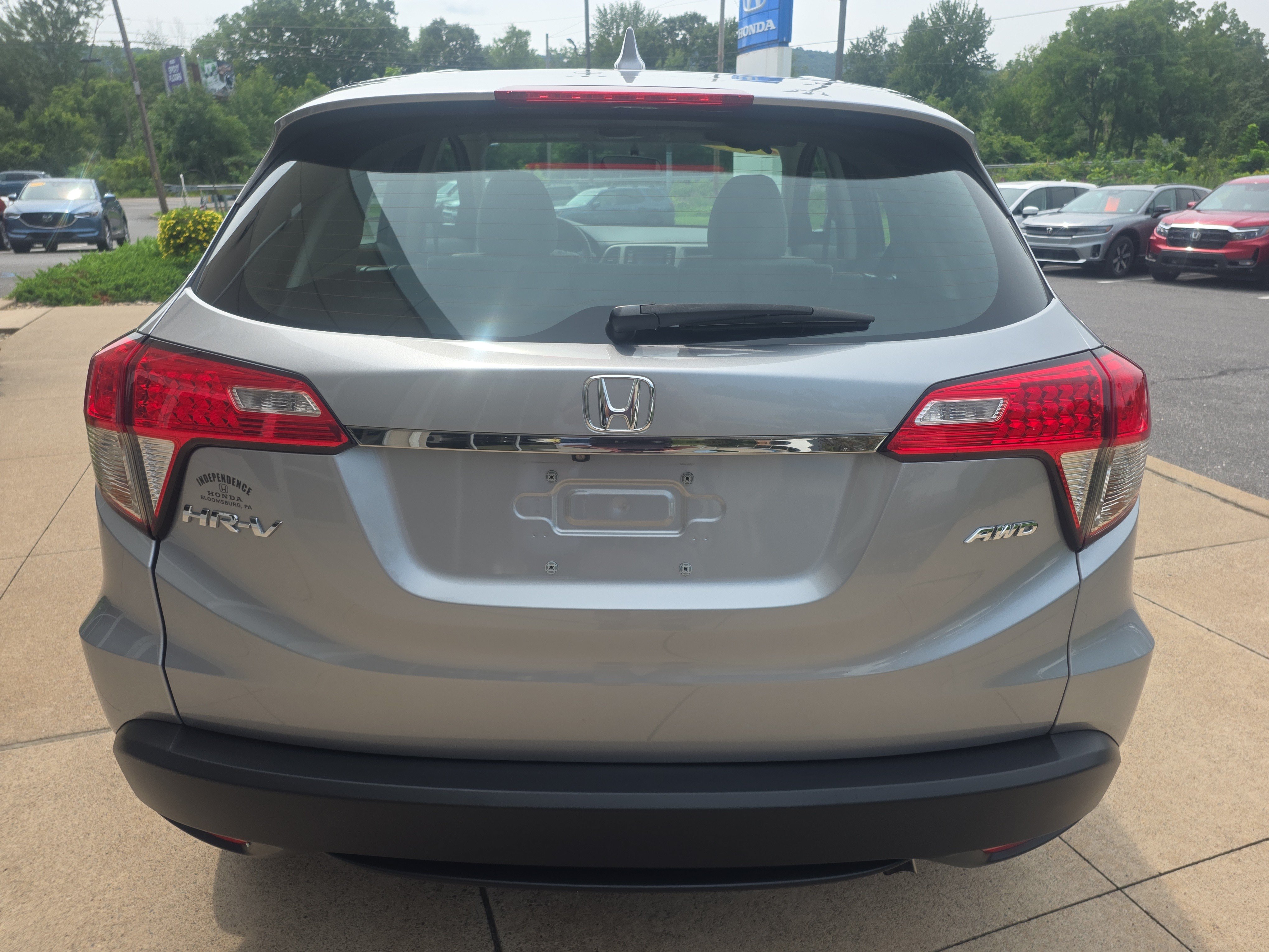 Used 2020 Honda HR-V LX image 6