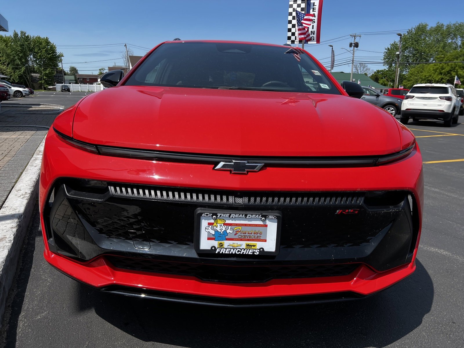 Used 2025 Chevrolet Equinox EV RS image 2