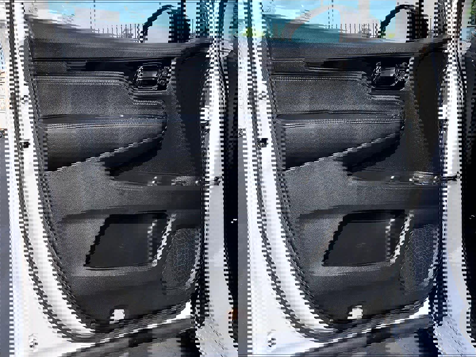 Used 2023 Honda Odyssey Elite image 25