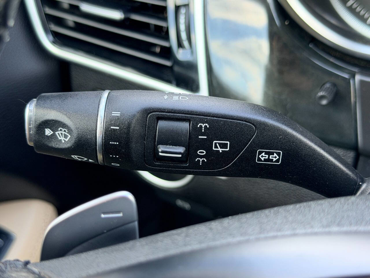 Used 2017 Mercedes-Benz GLS 450 4MATIC image 54