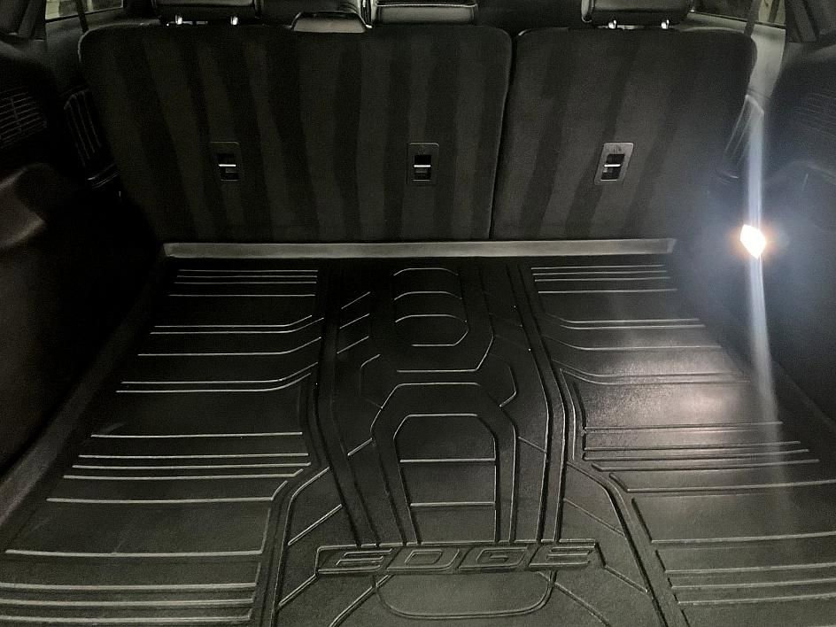 Used 2024 Ford Edge ST w/ Equipment Group 401A AWD/4WD image 15