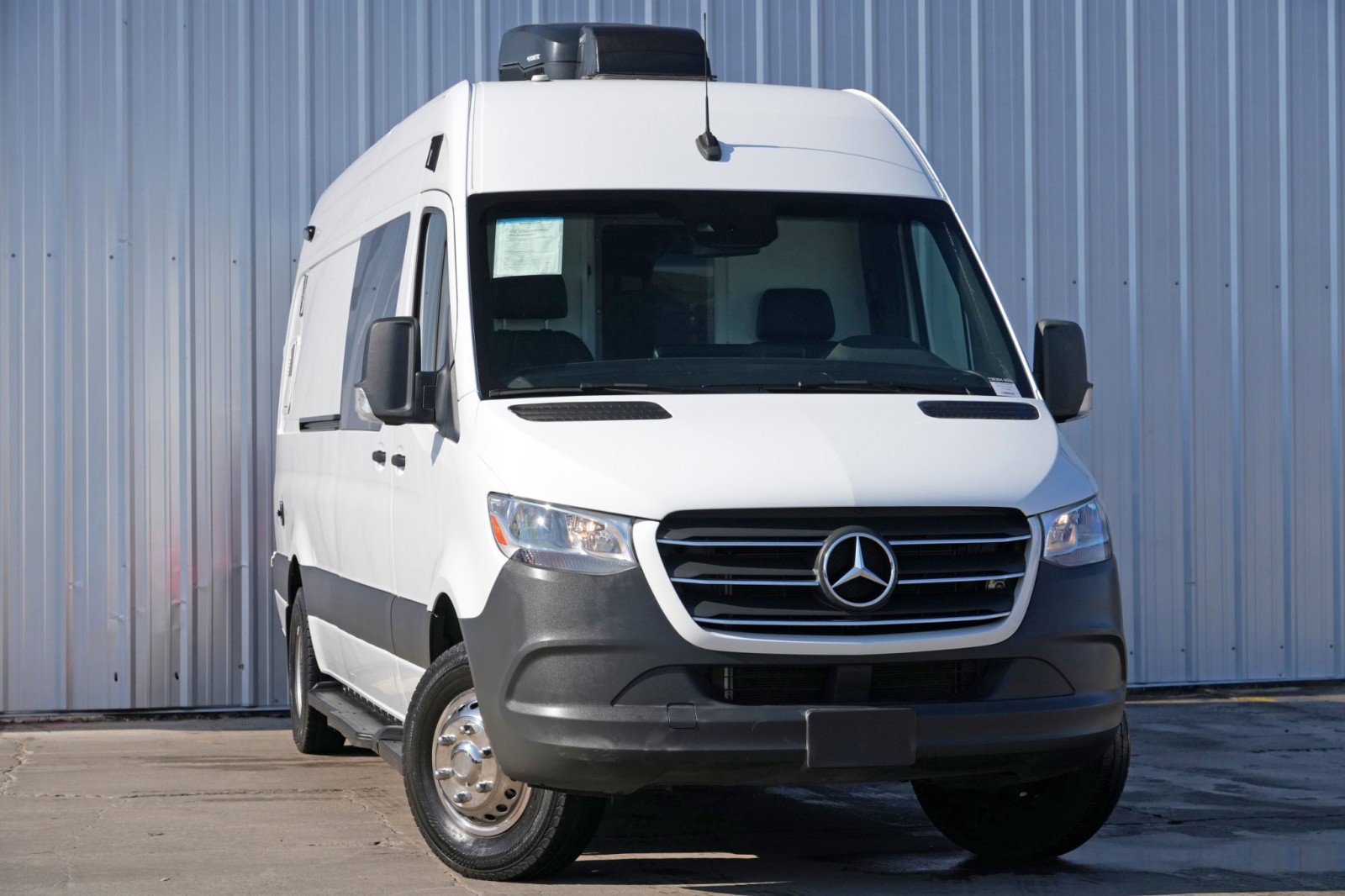 Used 2023 Mercedes-Benz Sprinter 3500 w/ Acoustic Package image 4
