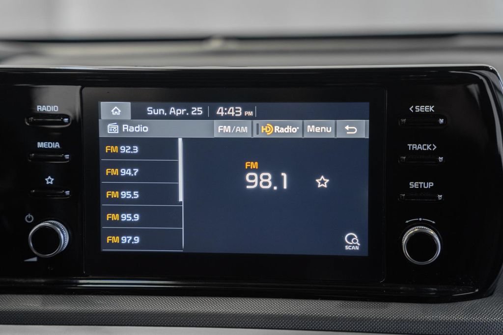 Used 2021 Kia K5 LXS FWD image 18