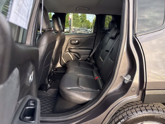 Used 2018 Jeep Renegade Limited AWD/4WD image 13