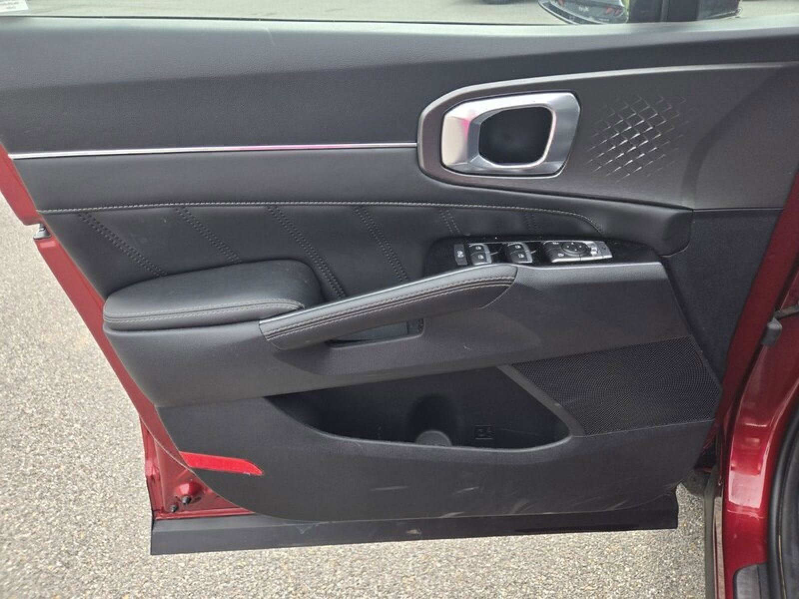 Used 2023 Kia Sorento SX image 24