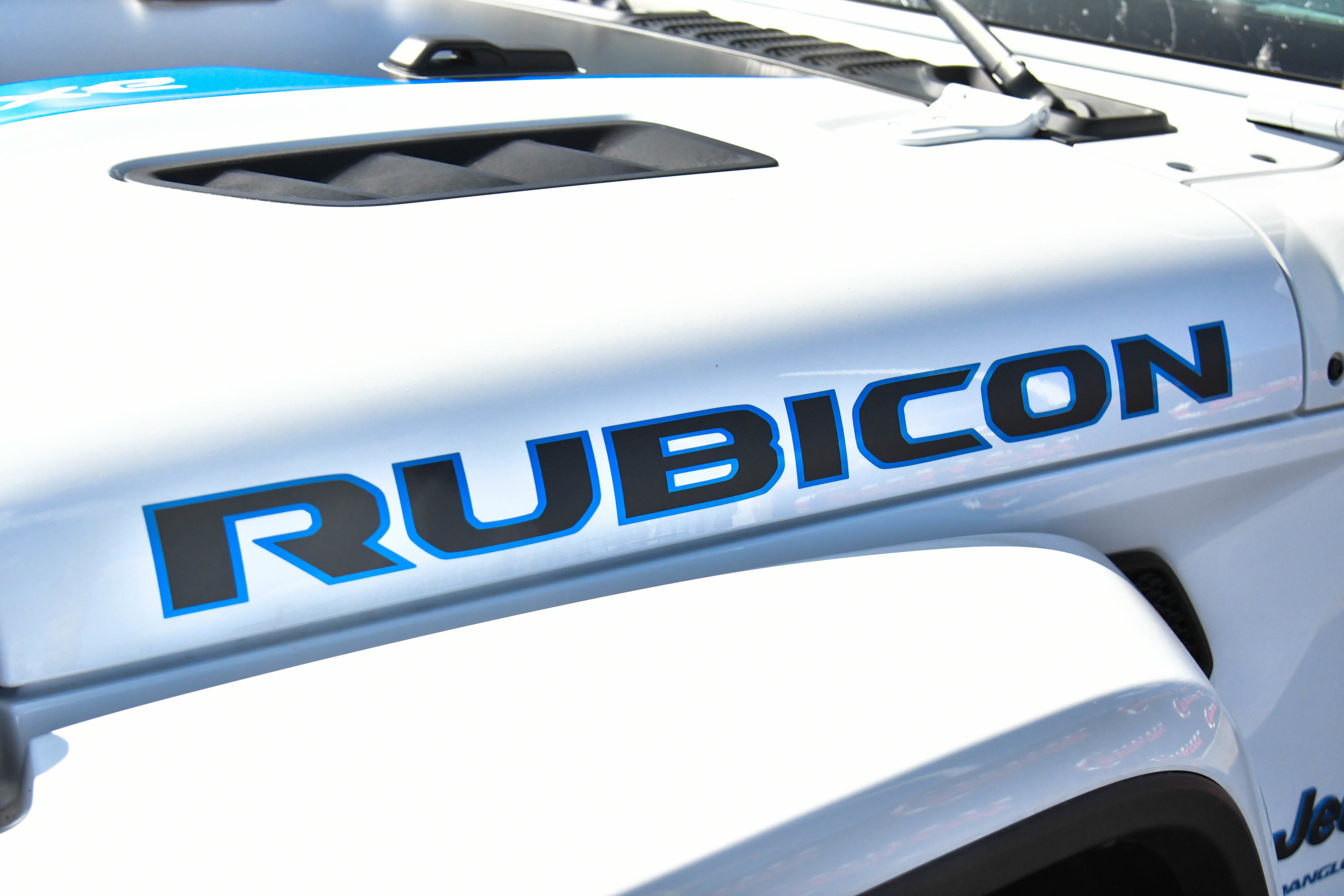 Used 2023 Jeep Wrangler Unlimited Rubicon 4xe w/ Steel Bumper Group image 14