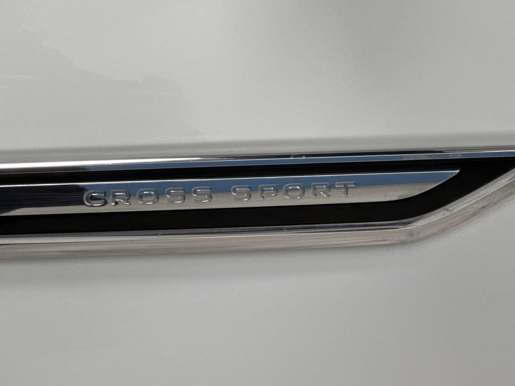 Used 2021 Volkswagen Atlas Cross Sport SE w/ Panoramic Sunroof Package FWD image 33