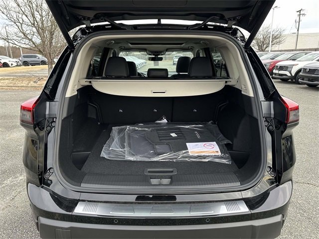 New 2026 Nissan Rogue SV w/ SV Premium Package image 12
