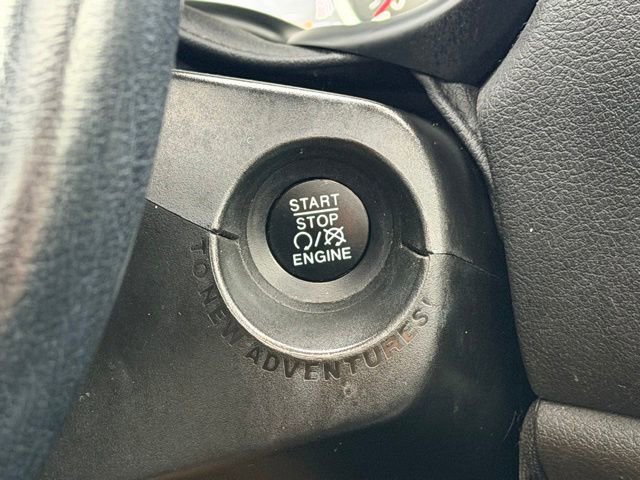 Used 2021 Jeep Renegade Latitude image 12