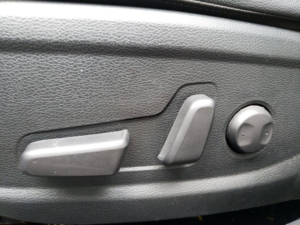 Used 2023 Kia Forte GT-Line w/ GT-Line Premium Package image 15