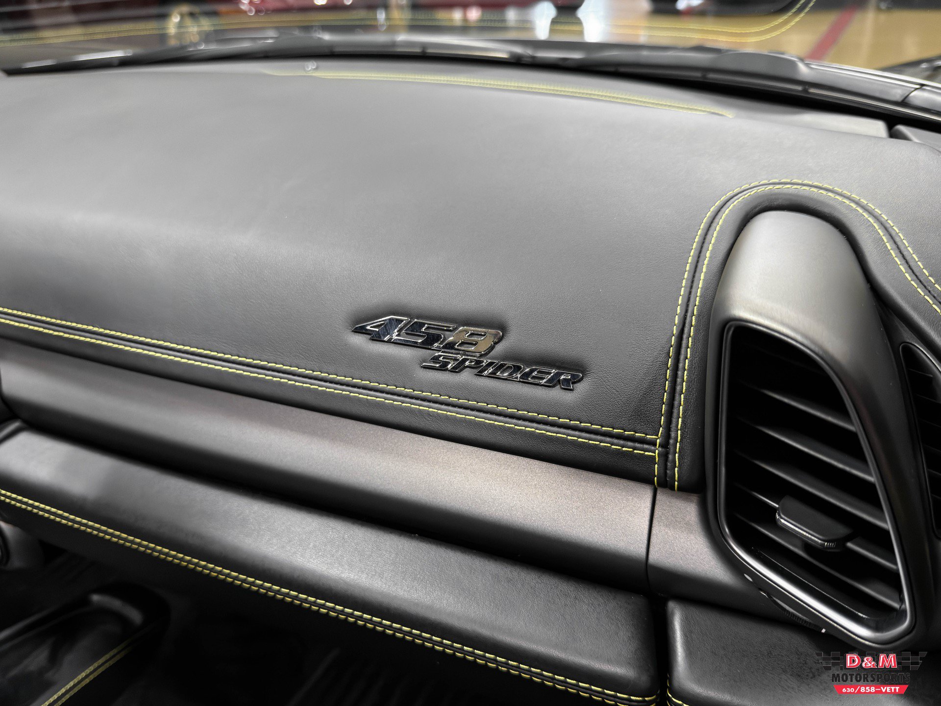 Used 2013 Ferrari 458 Spider RWD image 16