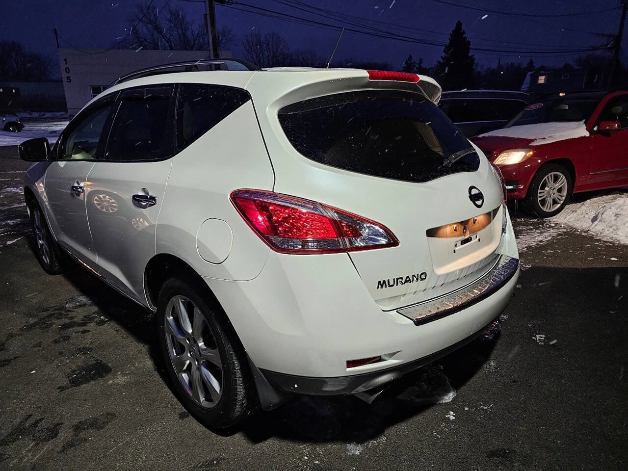 Used 2013 Nissan Murano LE w/ Platinum Pkg image 2