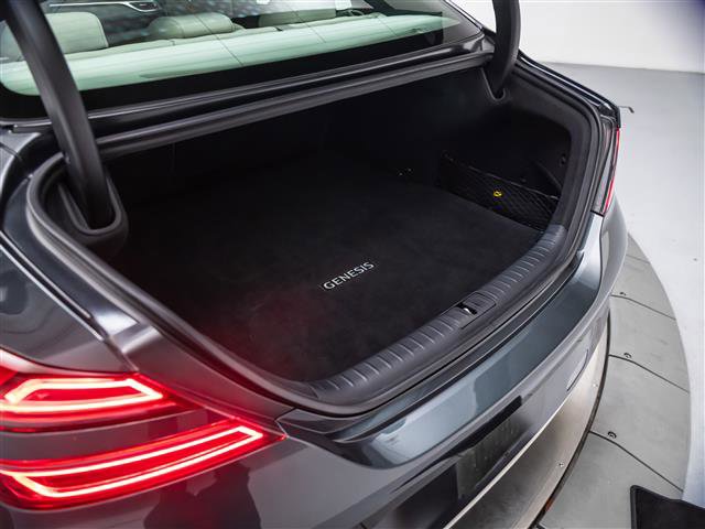 Used 2023 Genesis G70 2.0T RWD image 10