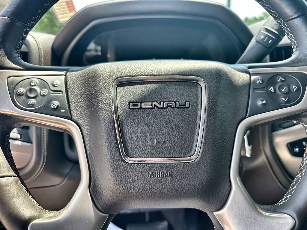 Used 2016 GMC Sierra 2500 Denali w/ Duramax Plus Package AWD/4WD image 12