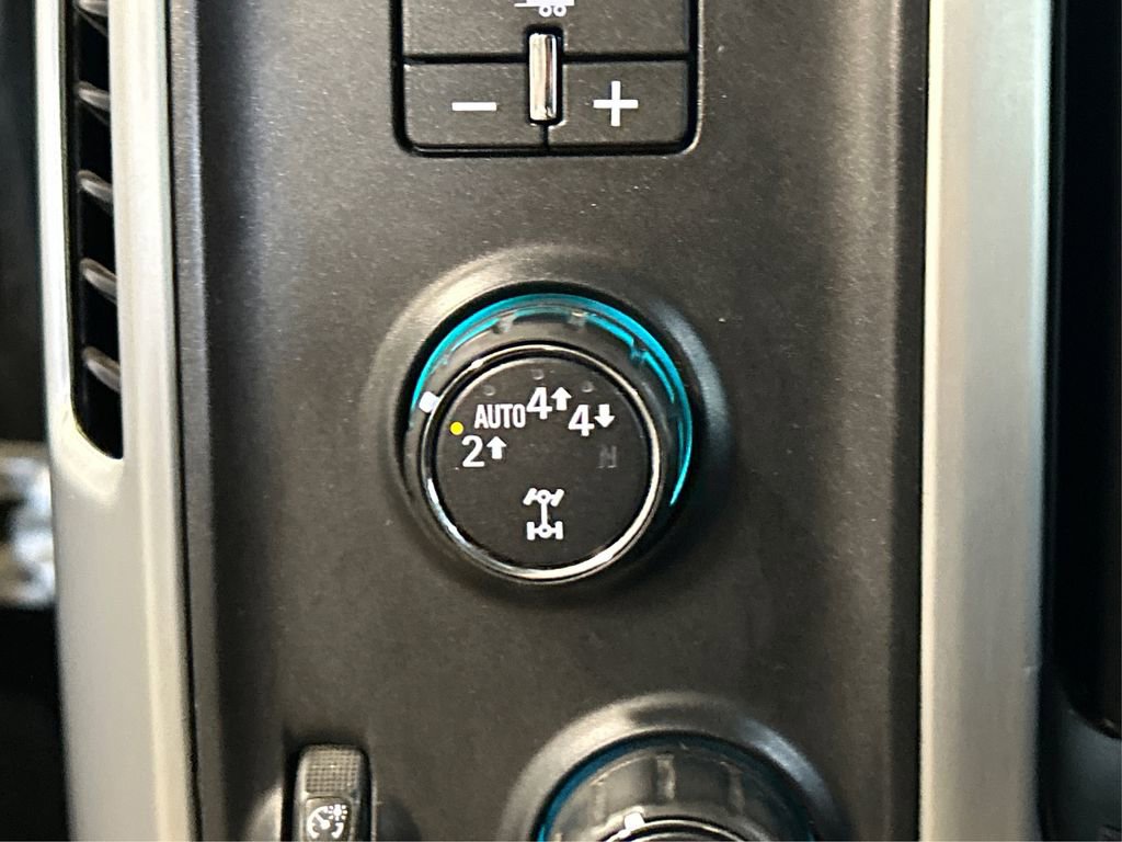 Used 2017 GMC Sierra 1500 SLE w/ SLE Value Package image 33