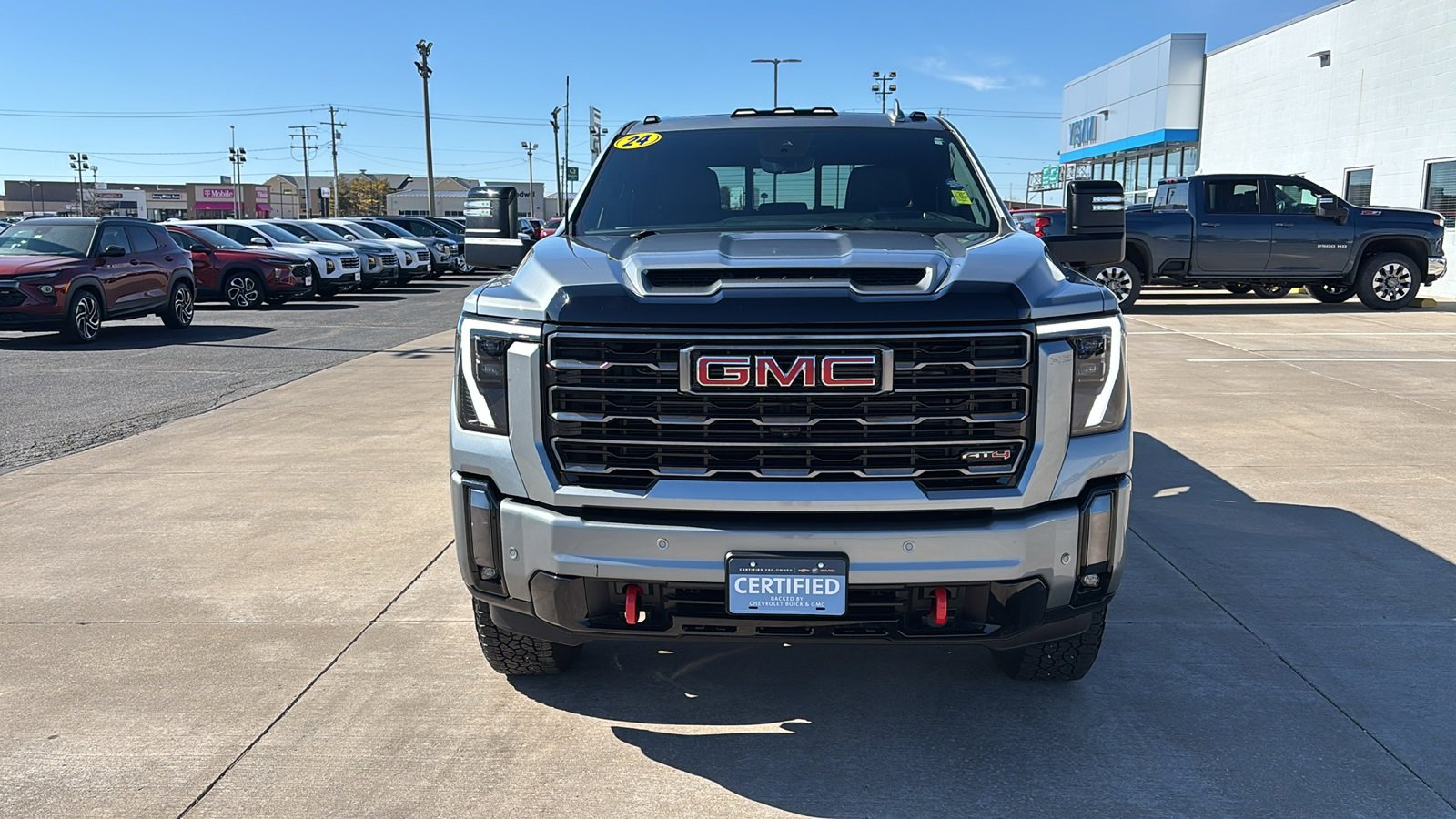Used 2024 GMC Sierra 2500 AT4 w/ AT4 Premium Plus Package image 4