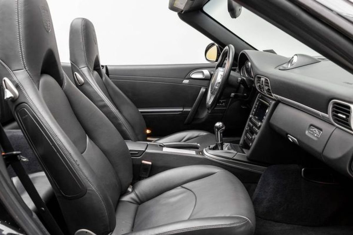 Used 2012 Porsche 911 Carrera Black Edition RWD image 15